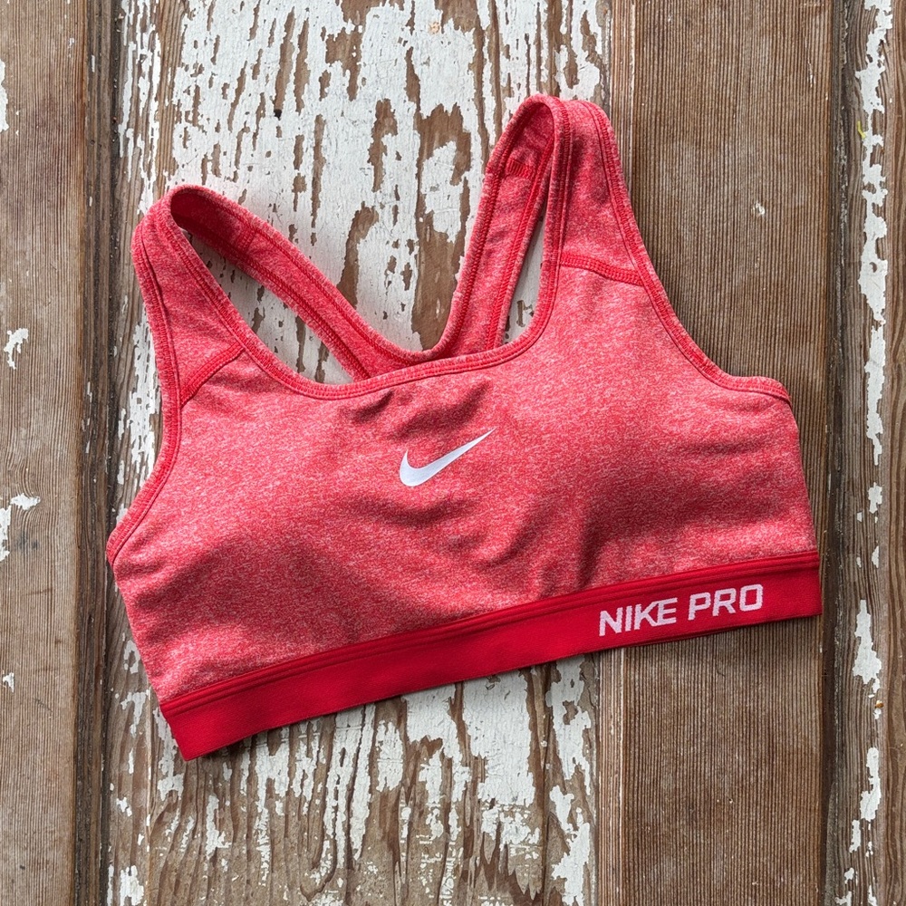 Nike Pro Women's Small Heathered Red Sports Bra